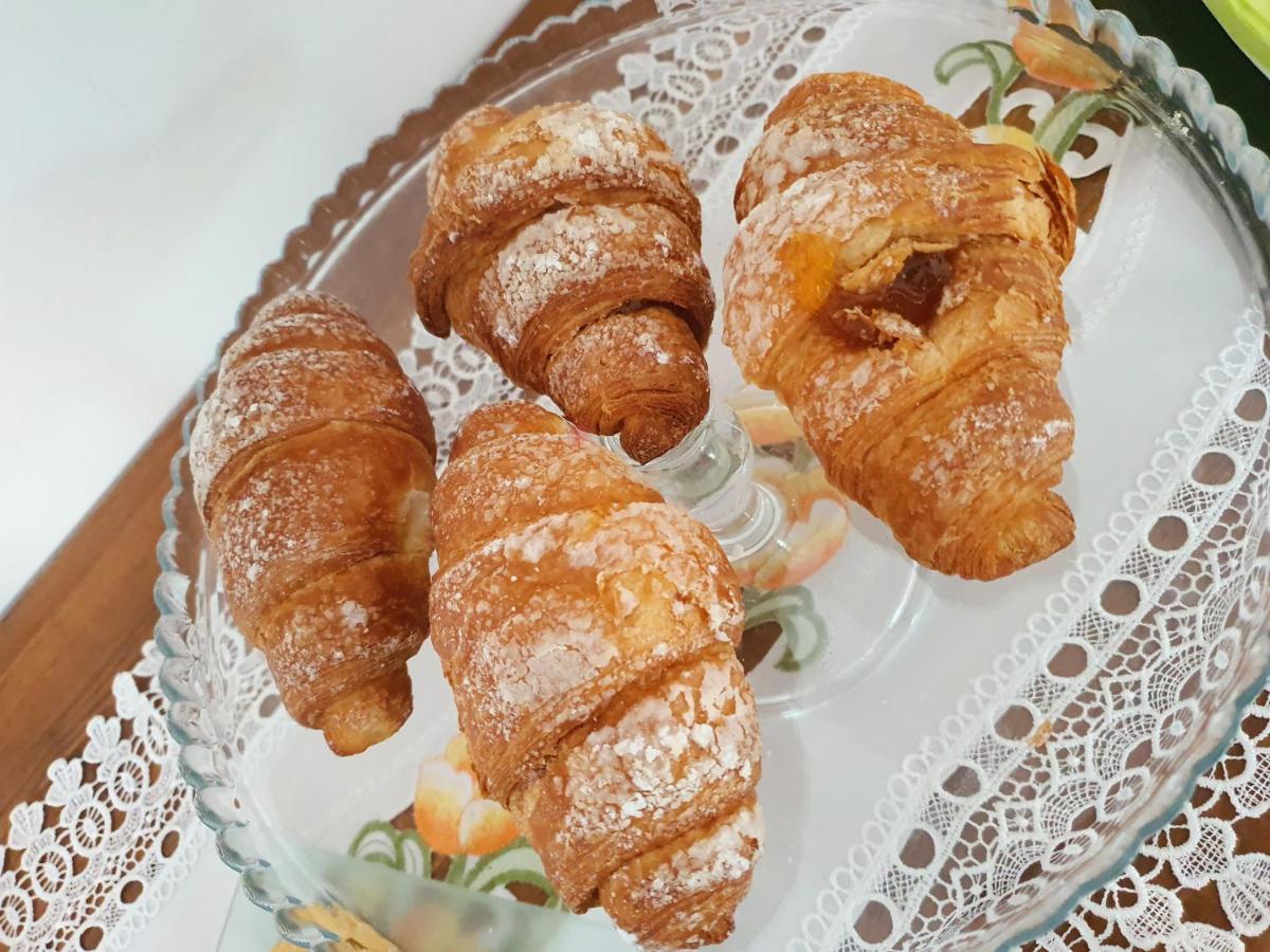 B&B Villa Ghira Como Tavernerio 外观 照片
